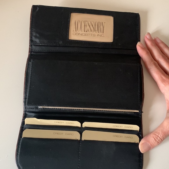 NWT women large black and brow.n - Picture 3 of 4